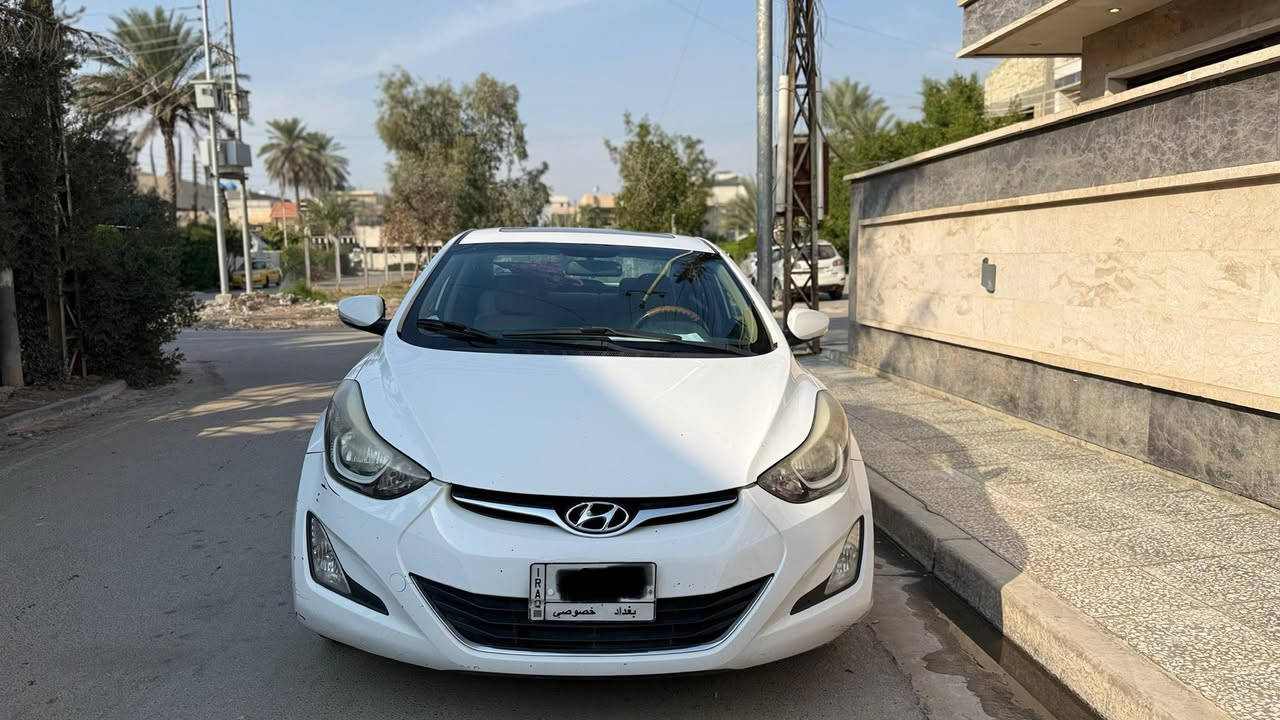 السلام عليكم  
النترا 2015 خليجي محرك 1800دوش فول مواصفات عدا البصمه رقم بغداد باسمي بيها جاملغ خلفي عكس السايق صبغ والجاملغ الثاني الخلفي موضح بالصور تخم تاير وباتري جدد تبريد تدفهه
سياره  ماشيه 169 km 
 السعر/ ١٣٣ وبيها مجال
***********
