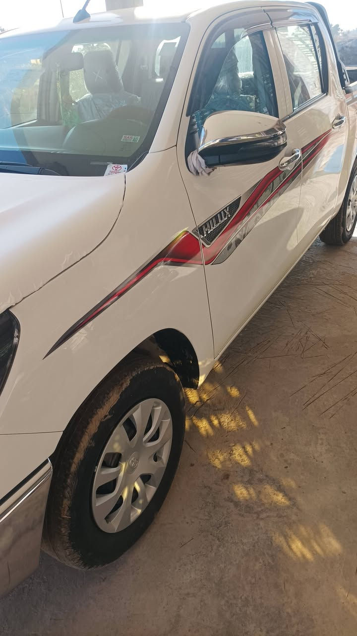 سلام عليكم سياره تيوته هايكلوس ناصي للبيع كير عادي مديل 2025مكان بابل ستفسار على  رقم ***********
