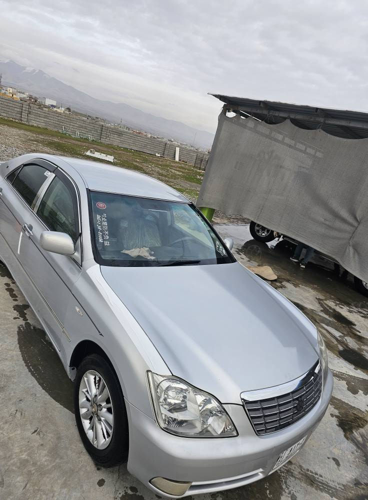 شاهانە مۆدیل ٢٠٠٨ بە مانگ بڕاوە  یە سەیارەکە لۆک لۆکە
١٨٢ لۆک لۆک 
ناو کرێمییە 
سوکانی کارەبای کوشن کارەبا کوشن غەزن 
کامێرا  لایت پێشوو پشتی کریستاڵ ٢٠٠٧ 
٤ تایەو ویلی لۆکی لەژێردایە تەبرد ساردوو گەرم بەشەرت 
گەرمی گیراوە 
بێ تەقەو ڕەقە 
لایت زینۆنە 
سەیارەکە ڕێکو پێکە بەس سایەقێکی دەوێت 
سعری ٤٤ گەڵا معمەلەیە زۆر کەم 
***********
