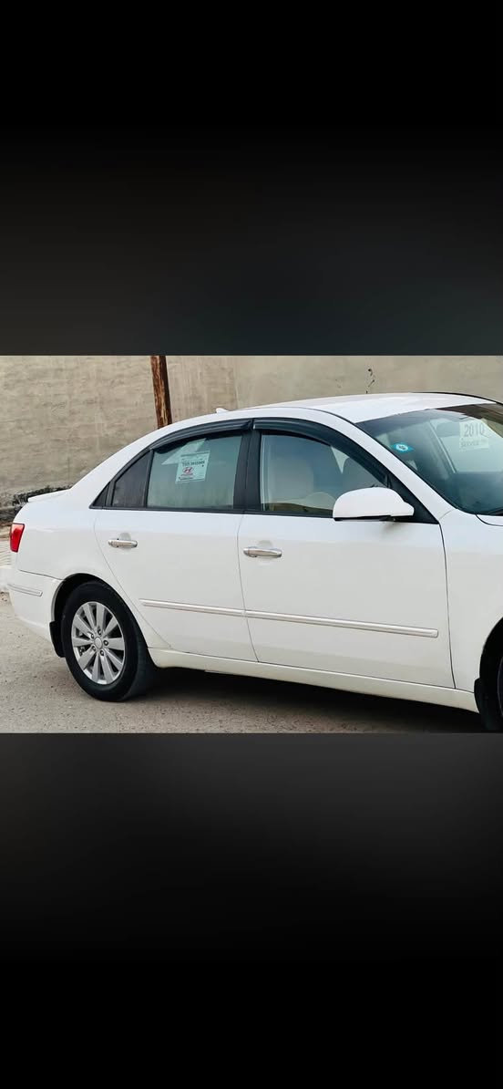 السلام عليكم
للبيع او مراوس حسب القناعه 
سوناتا ٢٠١٠ امريكي كلين ليبل واحد بيها صبغ ب جاملغ الخلفي موجود ب سونار وتكشير ب قماره موجوده الصوره وبارد قليل 
رقم انبار ب اسمي 
محرك ٢٤٠٠ دوش 

للاستفسار ***********
