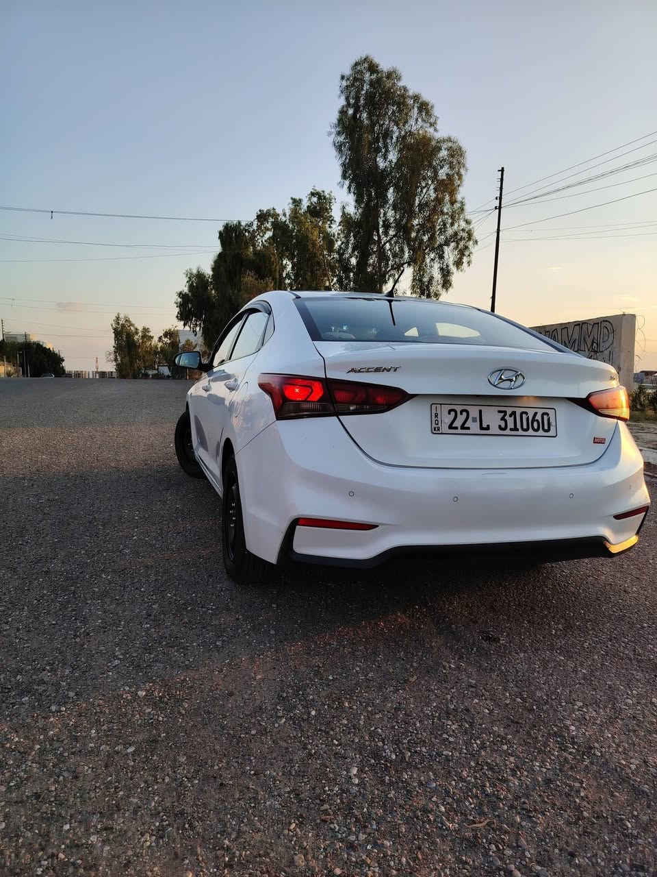 السلام عليكم...
هونداي اكسنت Hyundai Accent

٢٠١٩

ماشية ١١٨ الف و سيارة حلوة وامورها طيبة!!

طخم اطارات جديد قبل اقل من شهر مع صدر امامي جديد! 

بيها هلال فوق الإطار الخلفي جهة السائق و الباب صبغ.

ادامة للنوزلات والمجاول قبل ١٠ ايام، والسيارة جاهزة...

سنوية نافذة إلى شهر ١٠ / ٢٠٢٦

بس الهزة منتهية.

السيارة بأسمي تحويل مباشر

السعر 130 ورقة


**إذا كنت صاحب هذا الإعلان وتريد حذفه لأي سبب، رجاءا أرسل رسالة إلى الدعم الفني**