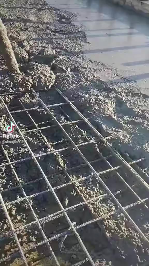 مستعدين لتجهيز كافه الكونكريت جاهز وبؤسعار منافسه وخصم للنجاجير تواصل على رقم ***********
