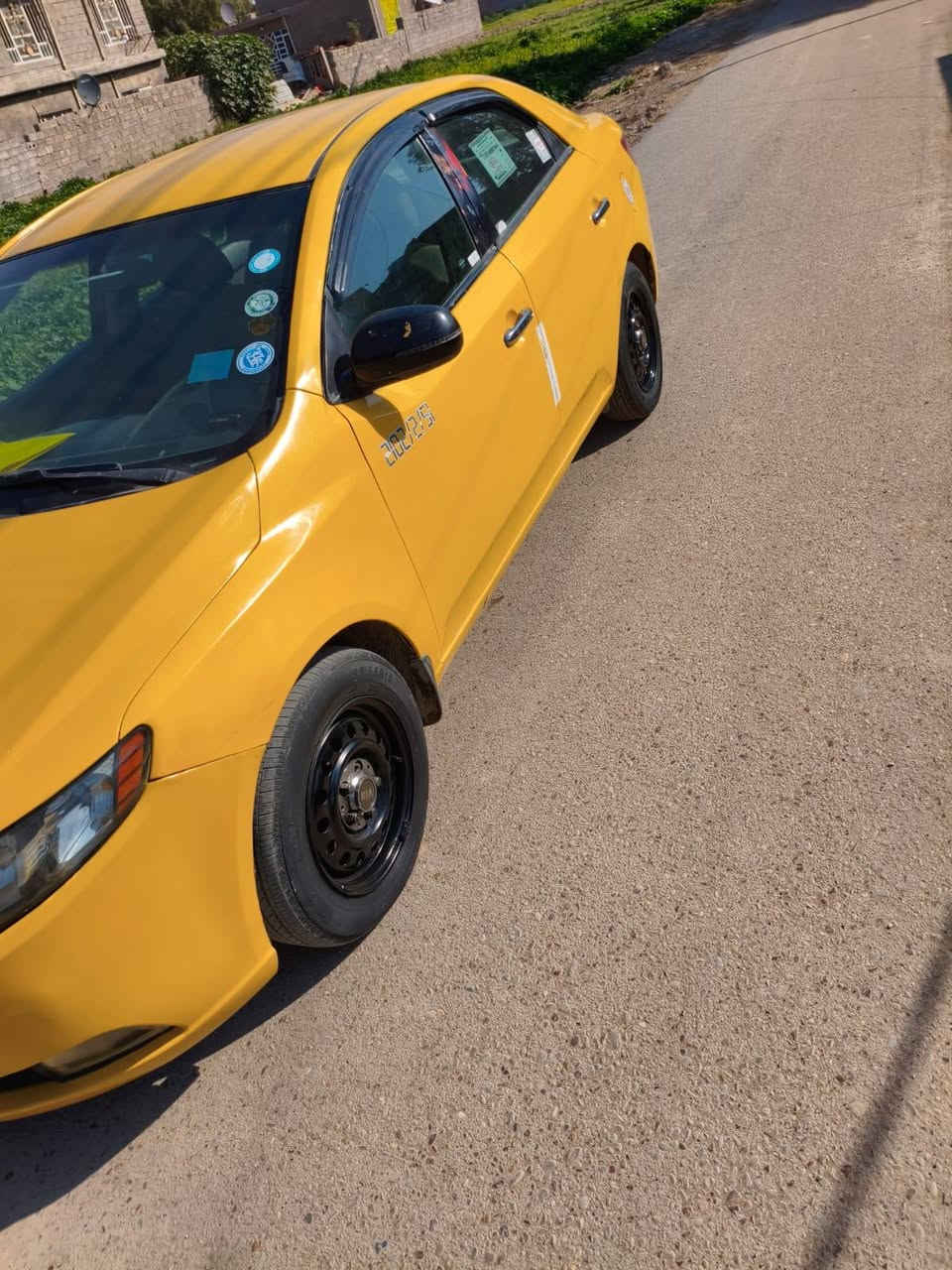 السلام عليكم
فورتي موديل 2012 وارد أمريكي حادثها جاملغ امامي فقط بدون دواخل شرط محرك 2000 دوش المرغوب لا تبخير ولا تنقيص منضومه تبريد ثلج السياره صدر امامي خلفي كله جديد تخم تاير ويل كله جديد ماتصرف عليه الف السياره جاهزه من كلشي كبل لشارع رقم بغداد سنويه جديده رقم جديده مكاني بغداد السعر 83 وبيه مجال لشراي يتصل ***********
