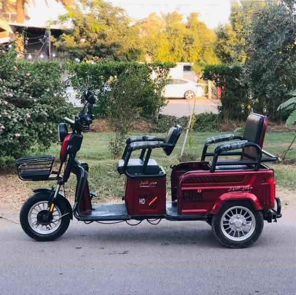 السلام عليكم 
تكتك شحن مكفوله من كلشي تخبل و نضيفه و مرتبه و بطارياتها لحد 2026 يعني كفاله عامه سعرها 900 و بيها مجال مكاني بغداد تقاطع درويش شارع كفائات السيديه رقمي 
***********
