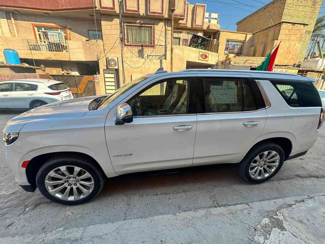 السلام عليكم
للبيع تاهو موديل 2021 بريمير فول مواصفات خليجية 

محرك 5300 

السعر 40

بدون صبغ 

***********
