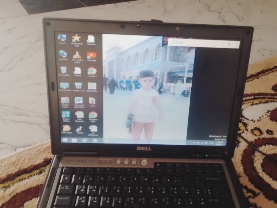 السلام عليكم الابتوب دول السعر 75 رقم الهاتف. ***********
