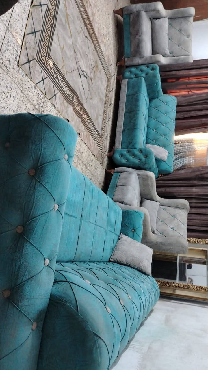 تخم 7 مقعد💺 اخو جديد اي ضرر مابي خشب قوي وثكيل تكمه سعر ,,215,, بي مجال مكان لبياع  *********** يوجد واتساب

