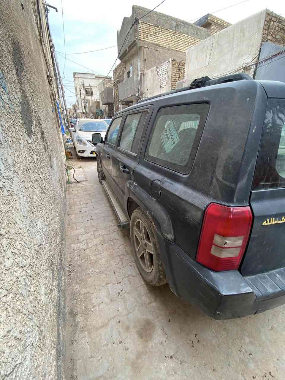 السلام عليكم
جيب باتريوت 2008 للبيع مال تعمير  السيارة يحتاجلها صبغ وصدرها منتهي وترتيبات صوندة مال تبريد راديتر بي نضوح قاعدة فيول بامب اعتذر عن المراوس بيع فقط 
السعر ٤٥ ورقة وبيها مجال بسيط 
السيارة باسمي رقم بغداد الماني سنوية وهزة ٢٠٢٧ 
للتواصل على الخاص بالماسنجر لا يوجد رقم هاتف 
مكاني بغداد قرب ساحة اللقاء


**إذا كنت صاحب هذا الإعلان وتريد حذفه لأي سبب، رجاءا أرسل رسالة إلى الدعم الفني**