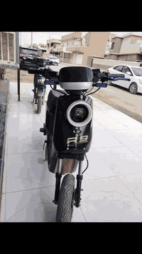 السلام عليكم للجميع ار 9 مستخدم شهرا فقط جدا نظيف ما بيه اي عيب شرط الفحص يلا تاخذه للتواصل اكثر فقط على الخاص خمس بطاريات دبل ونلي ***********
