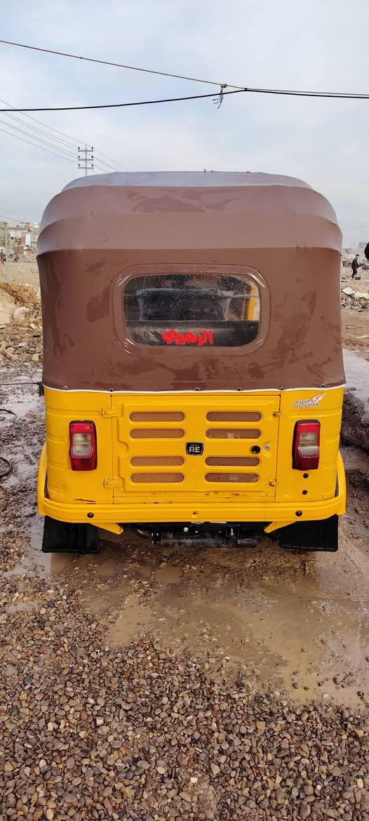 تكتك موديل 20 شهر5 بيها صبغ لغدين لغد بارد ولاخ جمالية  بيها اماكن صبغ هم رقم بغداد انكليزي تحويل ثاني يوم شرط التحويل كهربائيّات شغاله كير محرك اكسل خير من الله تخم تايرر
جماعه شكد السعر 6300 بيها مجال الي ميشتري لايدخل يعلق والصور كدامكم  للاستفسار ***********
ديالى بعقوبة
