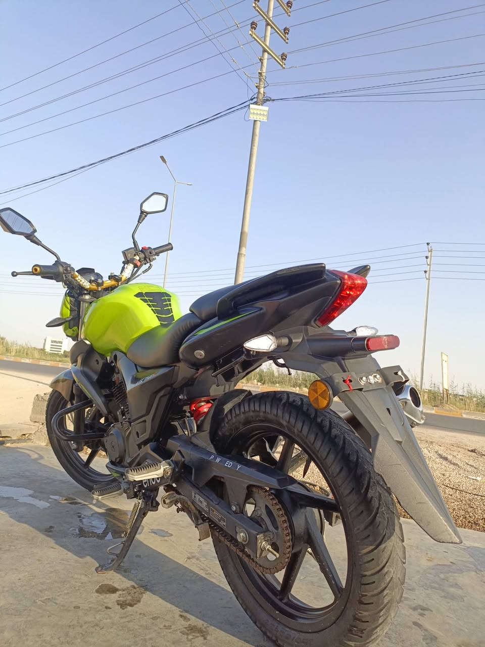 كيوجي موديل 2022
ضـرره بـس دبل ليـسره طاك

سـعره ملـيون و250

ڪهربائيات كله شغاله الاتصال ‏‪***********‬‏
اوراق مابيـه
