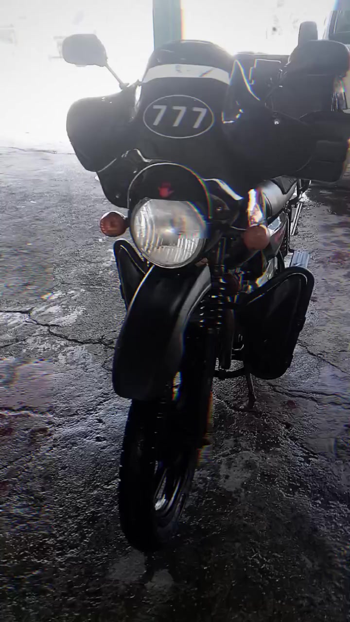 سلام عليكم بوكسر جبلي22 دراجه نضيفه كهربيات كلها شغاله بيها بـس صوت جواكيك وخفيف اوراقها ضايعه تكفل حلال وحرام ومن الباب تأخذ مراوس بقفاز مكاني بغداد الحسينه

***********
