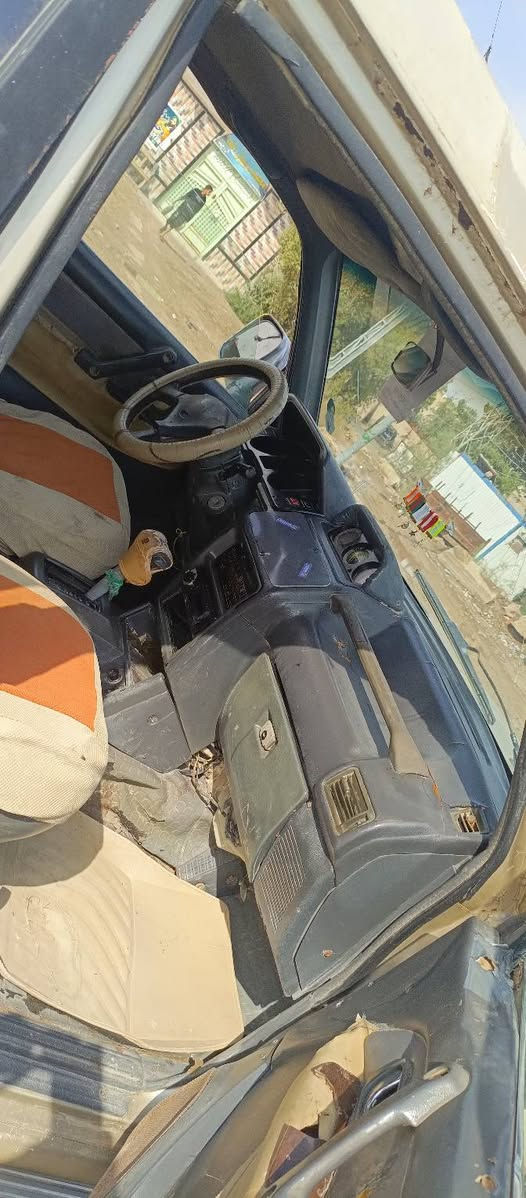 باجيرو موديل 2000 مكينه وقير اثنين ونص في بي تي رقم نجف بيع سريع مناسبه رقم ***********
