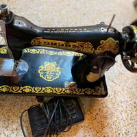 ماشينه خياطه • مكينة خياطة • ماكنة خياطة • خياطه للبيع • مكينة خياطة م...