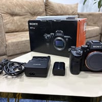 سوني A7R III • نظافة 98% • عداد 44k