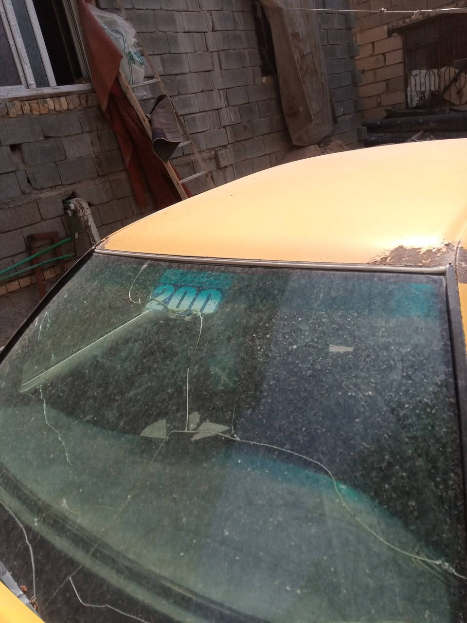 السلام عليكم راس الثور سياره ابيعه كوم حديد مكينه بيه بكن سياره هيه غرمات كل علئ المشتري فقط اديلك على راعيه راعيه يدوار عادي  ملاحظه سياره يرده تعمير مكان البصره كرمه علي رقم *********** السعر 20
