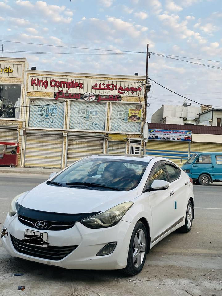 الانترا موديل 2012 خليجي  محرك 1800 مكاني بغداد الزعفرانية ***********     117
