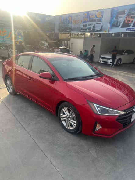 الانتر 2020 فول مواصفات 1 /1 
مكينه 2000دوش 
الحادث موجود بالصور وهنا بالعراق صار بيها  جاملغ امامي
معوقين وكاله عامه باقي سنه 
السياره جاهزه من كلشي ماشيه 95
السعر 125$ وبي مجال بسيط 
***********
