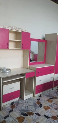 غرفة نوم نفر • طقم كامل • نظيف