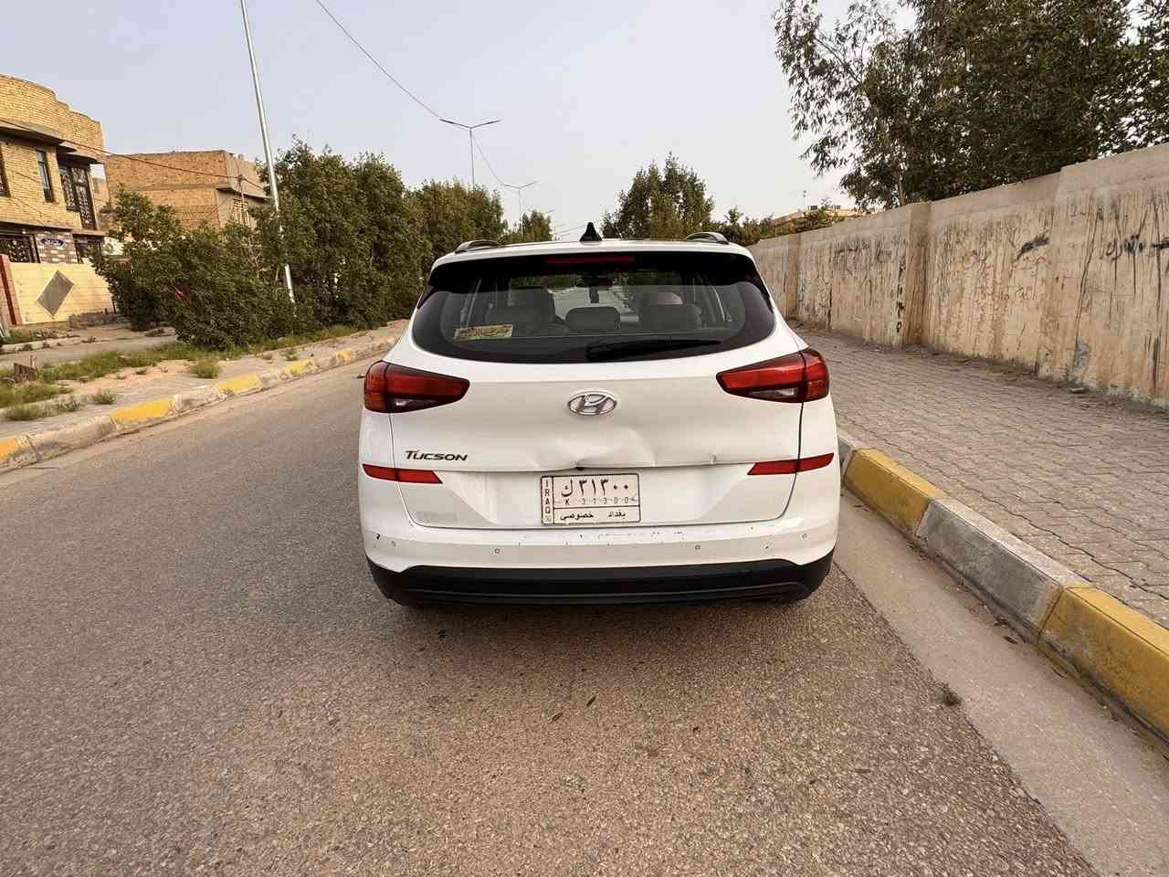 السلام عليكم 
توسان2019خليجي فول 
بنراما 
بصمه كشن كهرباء 
مري شفط 
مكينه 2000دوش
صبغ بيه قطعه ونص 
خشم  البنيد
وباب خلفي 
السعر 170وبيه مجال
كربلاء حي العامل 
***********

