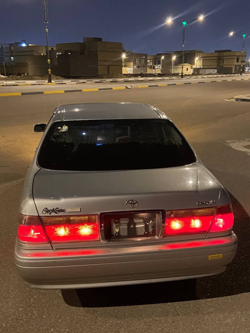 السلام عليكم ملكة سلفري دخول جديد دكمتين محرك ديفور الكبير  السيارة تخم ￼تاير حدادية تبريد شاشتين السيارة على حباية ونص السعر 32 وبيه مجال قليل للشراي
‏البصرة
***********
