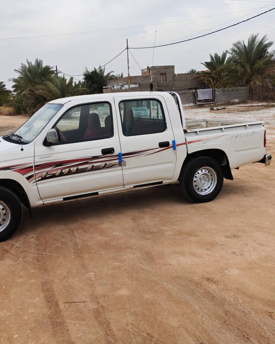 بيكم جمره موديل 2005
قضاء الخضر 
مكفوله من الحادث والتبديل فقط طخات بسيطه
ماناقصهه اي شي 
تراي وين متريد
مداور يمته ماتريد 
سنويه مامنتهيه
رقم مميز 408
***********
السعر 103 وبيهه مجال قليل
