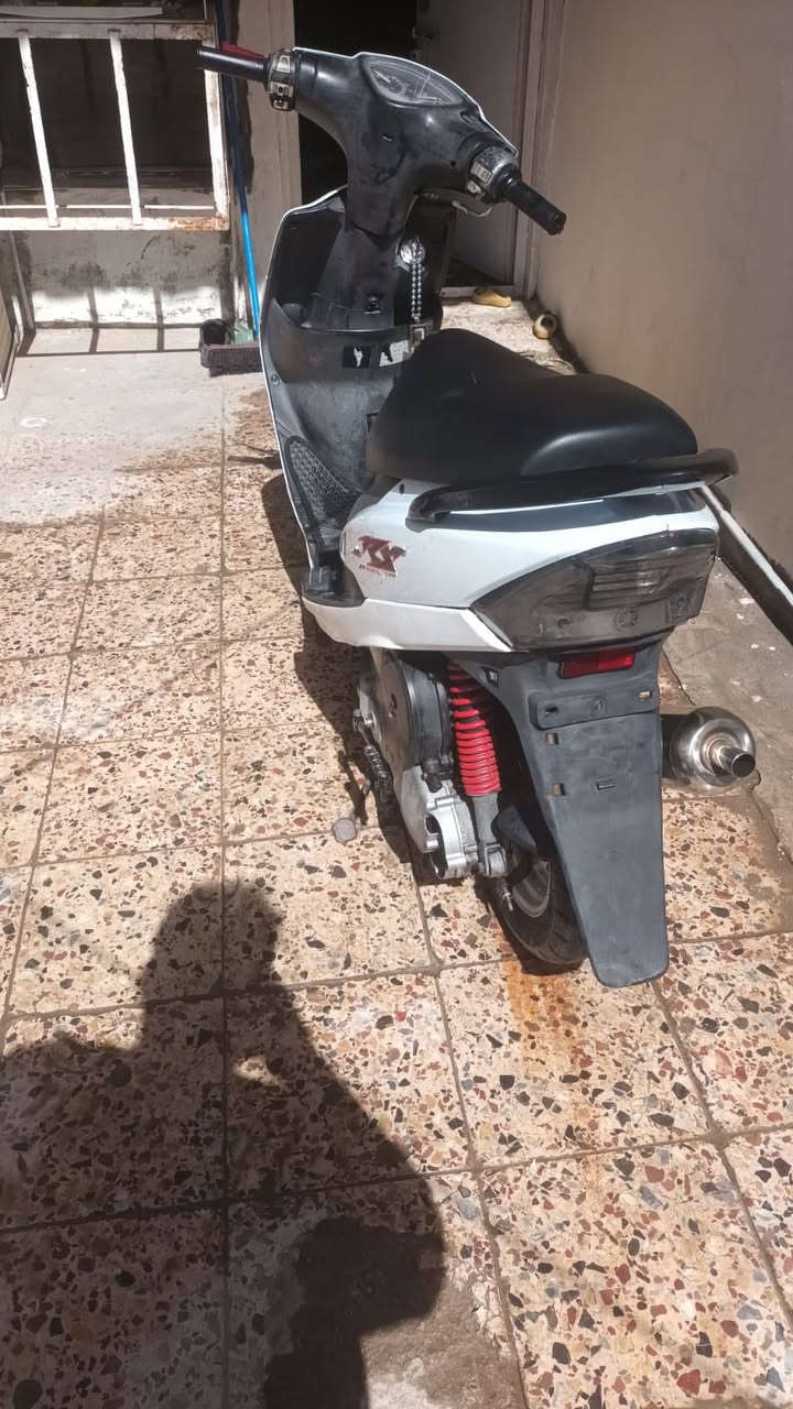 السلام عليكم 
ماكس للبيع ٥٥ طيران ✈️ بيه تزويد صالنصه ستيل يدات قبق فلاوين كفرات مال اربعه ويل كب تخم صدر امامي سعر ٥٠٠ وبيه مجال 
***********
