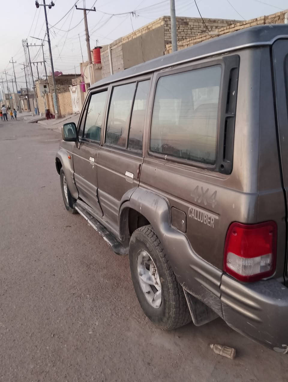 باجير كاربر مديل 2000
سياره بسمنه رقم بصره
مكينه v6 3000 بلاد
كير فقط تعوفه على دي ما تمشي اله تحول تو كيل 
تخم تايرات جدد بلكات واير بلكات همين 
حداديه جديده وره وكدام بس اكو ربل يصير بشاصي ما مبدلينه 
سنويه بعده مصاقطه 
شعندك مراوس بسيارت عاليه وننطي فرق 
واذا جيب مديل 13 وجوه بعد افضل


**إذا كنت صاحب هذا الإعلان وتريد حذفه لأي سبب، رجاءا أرسل رسالة إلى الدعم الفني**