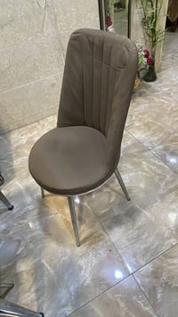 ميز وكراسي • طبلات • أسود