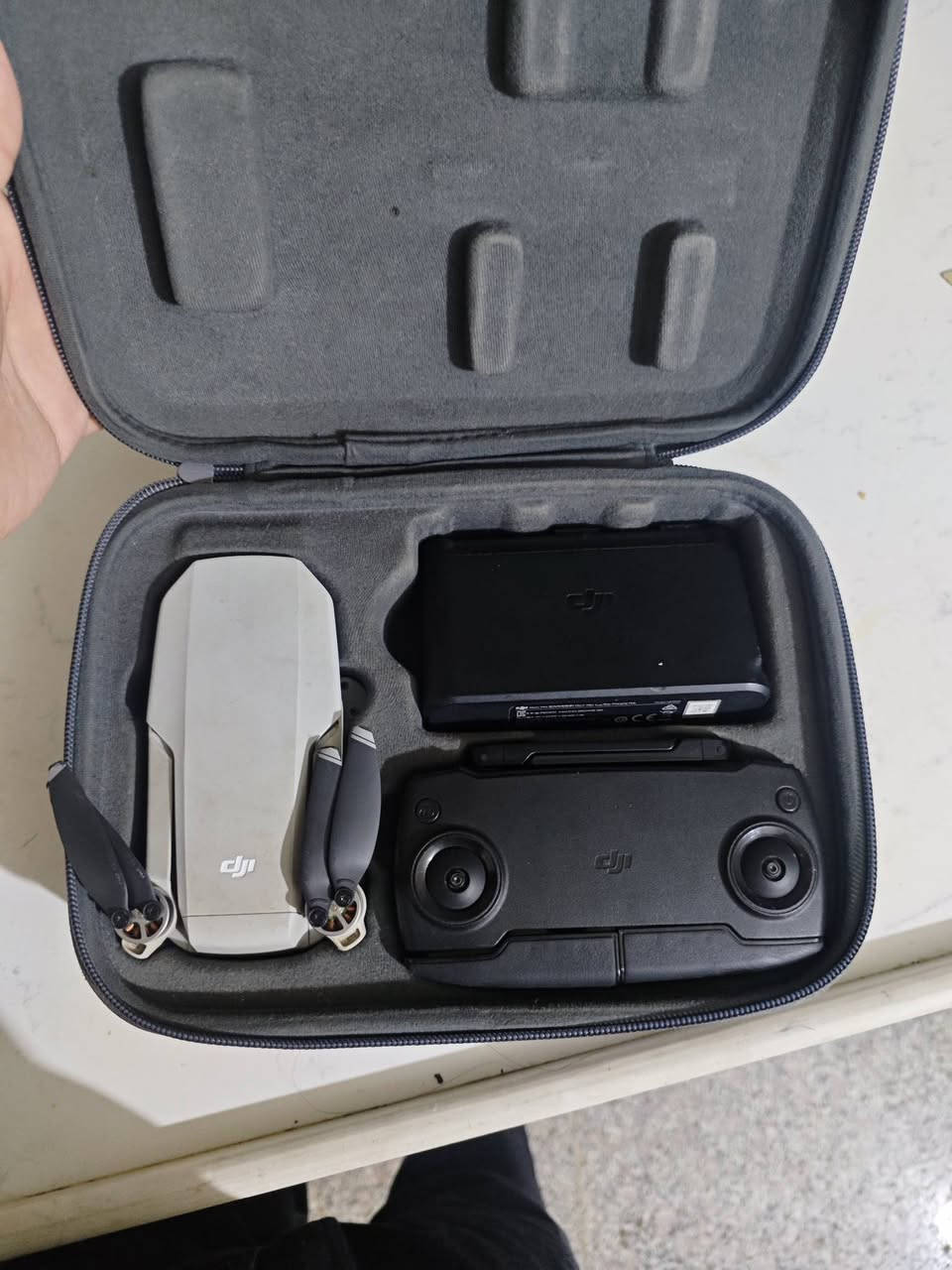 درون Mavic dji
بعد 4 كيلو 
500 متر ارتافع 
دبل بطاريه 
نضفتها 95% 
مكاني بغداد ما عندي توصيل 
سعر. 450 قفل قفل قفل بدون عمله فقط شراي يتفضل خاص


**إذا كنت صاحب هذا الإعلان وتريد حذفه لأي سبب، رجاءا أرسل رسالة إلى الدعم الفني**