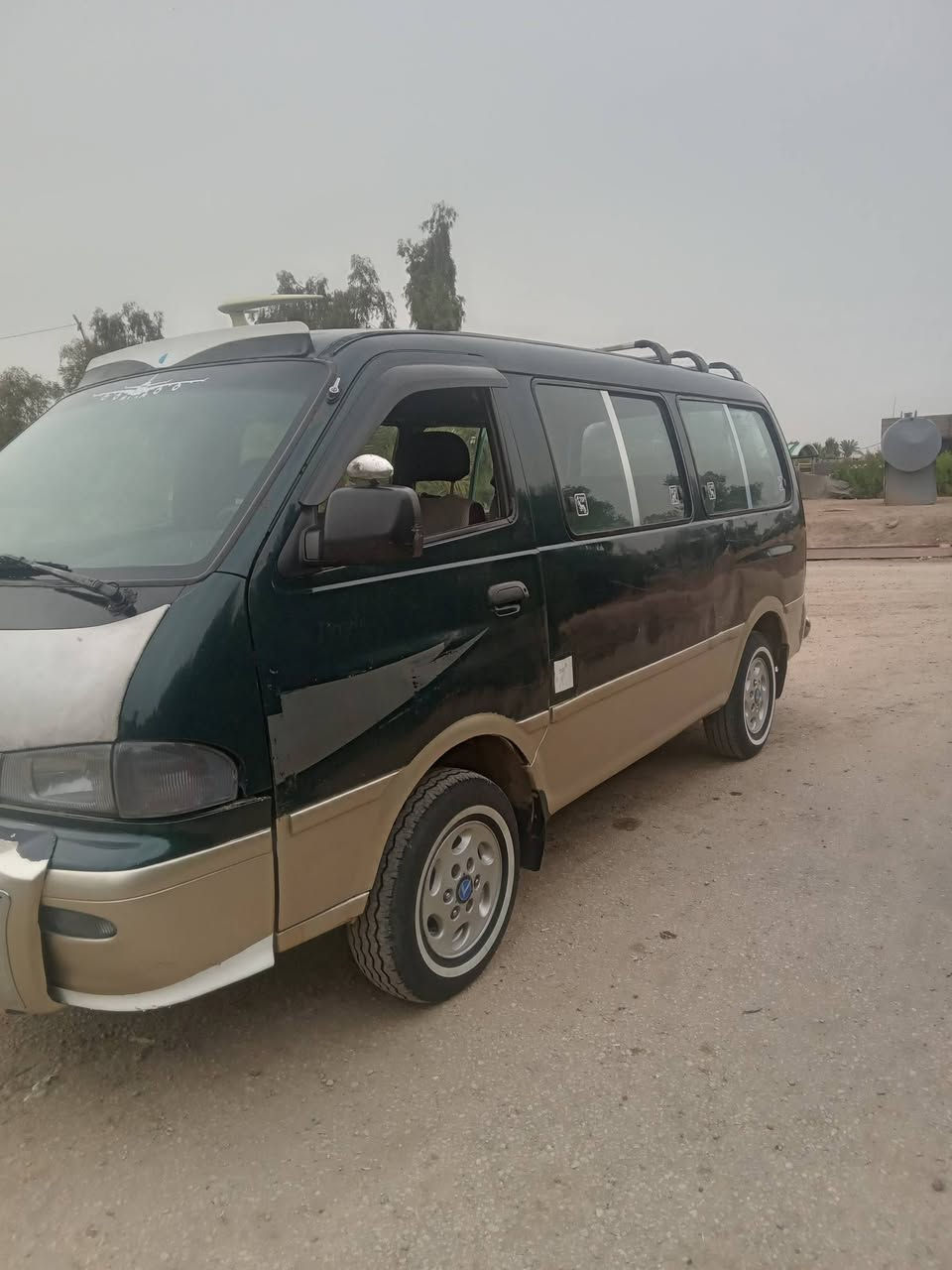 سلام عليكم بريجو موديل 1996 رقم بغداد انكليزي سنويه ل٢٨ مصبوغه حزام للجماليه مصفره هيه وغرامات مكينه 2700 كرهبيات كله شغاله تخم تاير مكان بابل المحاويل سعر 75 وبيه مجال للشراي للستفسار ***********
