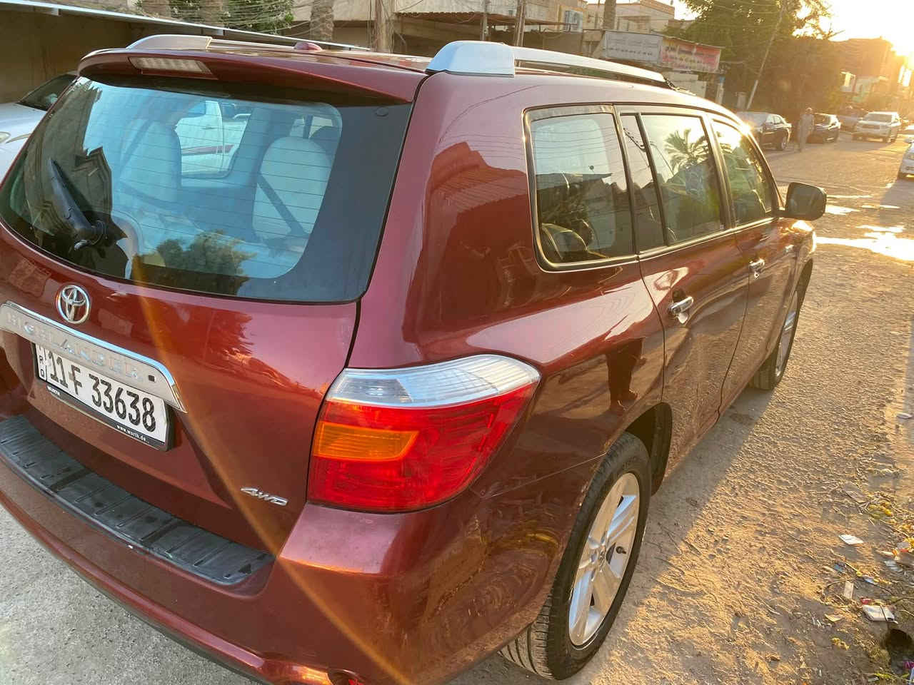 هالندر موديل 2010
6سلندر دفع رباعي محرك 3600
رقم بغداد  باسمي تحويل مباشر 
سياره فول ما عدا الفتحه 
محرك خير من الله تبريد ممتاز صرفيات بانزين ممتازه 
صدر حداديه  تايرات باتري جديد سياره كامله من كل نواحي 
دواخل فرش ارضيه جلد
سياره بيها صبغ ٣ قطع( اثر جراد )وصور موضحه وضع السياره الحالي .  
السعر ١٣٠ مال بيع 
مكان السياره الانبار قضاء هيت 
للاسفسار ***********
