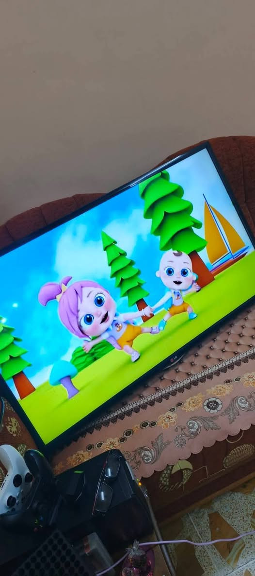 بلازمة للبيع Lg حجم 42 كوري الأصلي بينوا نيت شغال وايف شغال بس بينوا شخوط خفيفة بلجامة مالشاشة سعروا 160 بينوا مجال قليل


**إذا كنت صاحب هذا الإعلان وتريد حذفه لأي سبب، رجاءا أرسل رسالة إلى الدعم الفني**