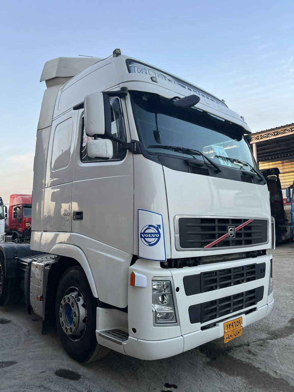 للبيع فالفو سنكل 

موديل 2007

كير اوتوماتيك 

حجم محرك 480

بشرط فصل + ربط سليماني 

السياره موجود في معرض عادل 

عنوان كركوك مقابل جسر حزيران 

***********
