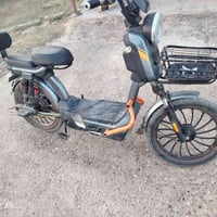 دراجه شحن للبيع جديده كلش مابيهه نقص ٥بطاريات ٢٠٢٤ السعر ٥٠٠ وبيهه مجا...