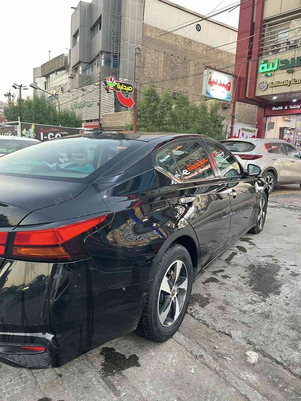 نيسان التيما 2020 فئة S مكينة 2500 
بصمة تشغيل 
تشغيل عن بعد 
كير ومكينة مكفولات 
السياره جاهزه 
السعر 100 ورقة 
تحتاج صبغ للدعاميه والبنيد
السيارة ماشية 90000 كيلو وليس مايل 
مكاني بغداد السيدية حي التراث
***********
