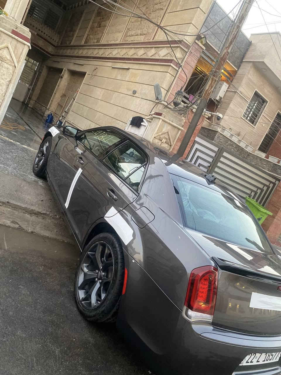 سعر مناسب .

اوباما 23 گلين بسعر موديل 17 .

سـلام عليكم .
للـبيع كرايسلر اوباما 2023 گلـين الاصدار الاخير  Last call تو ويل  تورنك  دخول جديد اصل .

حبايب السياره گلين داخله كفالهه بدون قطره صبغ بدون بارد شرط حتى الدعاميات كبس بدون صبغ (مكفوله من الدعاميه لدعاميه ) .
وسونارها موجود 

السياره مرقم جديد كامل تحويل او وكاله مضمون.  

مواصفات السياره :

- ويل قياس 20 انج .
- بصمه تشغيل  .
- تشغيل عن بعد .
- كشنات كهرباء . 
- خرائط 
- شاشه كبيره لمس .
- بصمه ابواب .
- فول تحكمات ستيرن .
- دمامات صوت .
- حساسات .
- كامره وشاشه تدعم Car play .
- كامره دواره ٠
- تبريد قطعتين .
- تحكمات لد نهاري ليلي ومتعددت الاخيارات .
- محرك v6 3600 فدشي جدا راقي .
- ويل كب .
السياره بعد بيها المواصفات معروفه بل اوباما  .
طبعا السياره جدًا نضيفه وتوها داخله للعراق .
وبدون حادث داخله خلل ميكانيكي .
بدون ايرباك .

مكان السياره: بغداد قرب المنصور .
سعر السياره : 289 مجاله بسيط ماتوقع اكو سياره بهل موديل وكلين بهلسعر .
والف عافيه علمشتري مقدما .

للاستفسار اكثر • ***********

تحياتي لجميع .
