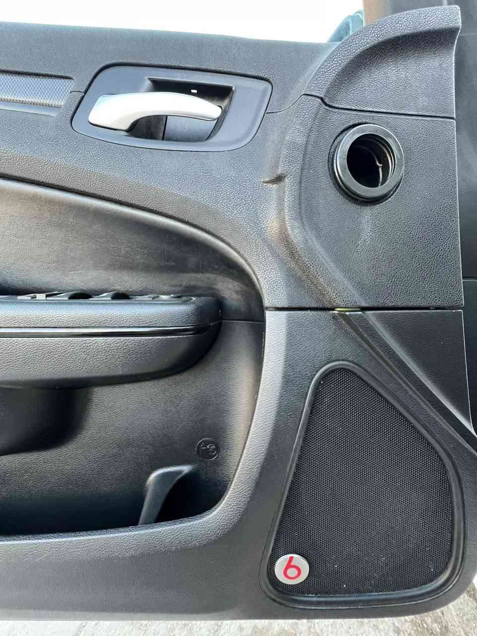 اوباما 2015 S
السلام عليكم اوباما 2015 S فول وارد كندي 🇨🇦 كفالة  
عداد 260 رقم اربيل تخم تاير جديد ويل S عنكبوت 20  
كير و مكينة و حدادية بشرط اي نقص مابيه السياره 
السعر  215 ومجال كلش بسيط 
العنوان البصرة القرنة 
رقم ***********
