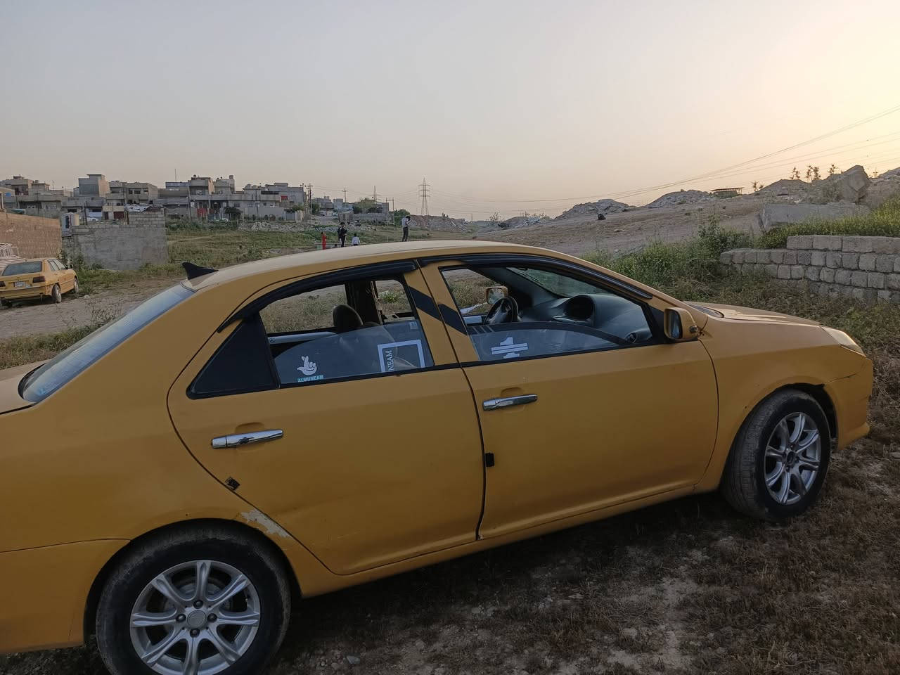 جيلي MK2010محرك شرط كير شرط ستيرن جديد طخم جديد حساسات كلهن جدد منضومه تبريد كامله فقط كمبريسر يرادله تصليح  سياره ما ناقصه اي شي للشارع بوجهك مطلوبه 800هياء وغرامات رقم الماني شرط تحويل سعر 25
***********
***********
