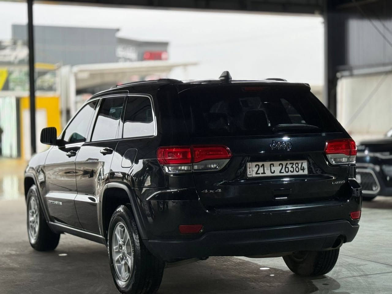 جيب گراند شيروكي2016  ٤×٤
مواصفات عادي فورويل
كلين تايتل كفالة من صبغ من ضربه حتى دعاميات مكفول من صبغ
ماشي ٥٣الف ميل محرك مفتوح بس شرط فحص صور سونار مرفقة ب المنشور 
العنوان السليمانية معرض باران
سعر19500$ بي مجال بصيط 
***********
*********** السليمانية, العراق
