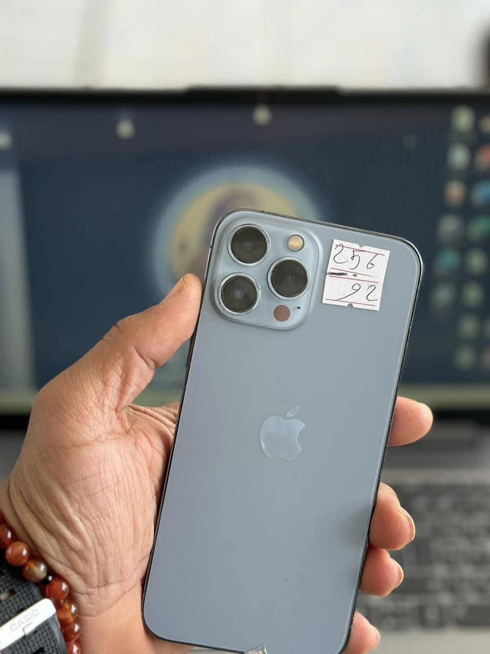 مجمع الليث التجاري 
يوفر لكم جميع الاجهزه الموبايلات بلقسط والنقد 
بدون كفيل 
ملاحضه بعض الاجهزه قسطها 10 او 15 او20او25
العنوان العلكايه الشارع العام 
للاستفسار واتساب او تصال ***********
عباس الشمري
