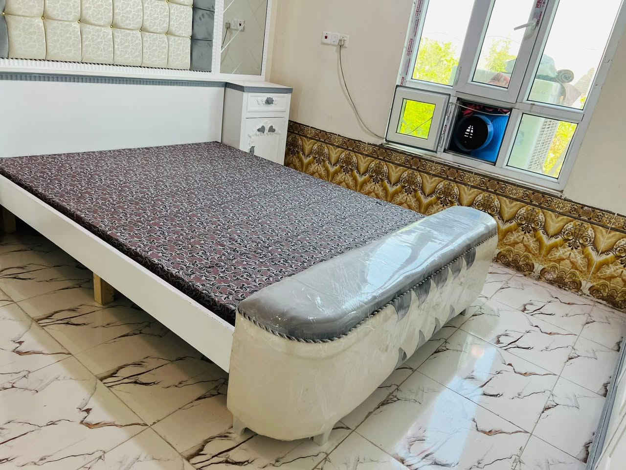 كما وعدناكم على كل ماهو جديد وجميل من معمل نجاره الطارق الشرقاط الحي العسكري قرب القصابين باداره محمود وإخوانه وبأسعار مناسبة شعارنا الدقه في العمل/////***********/((((***********
