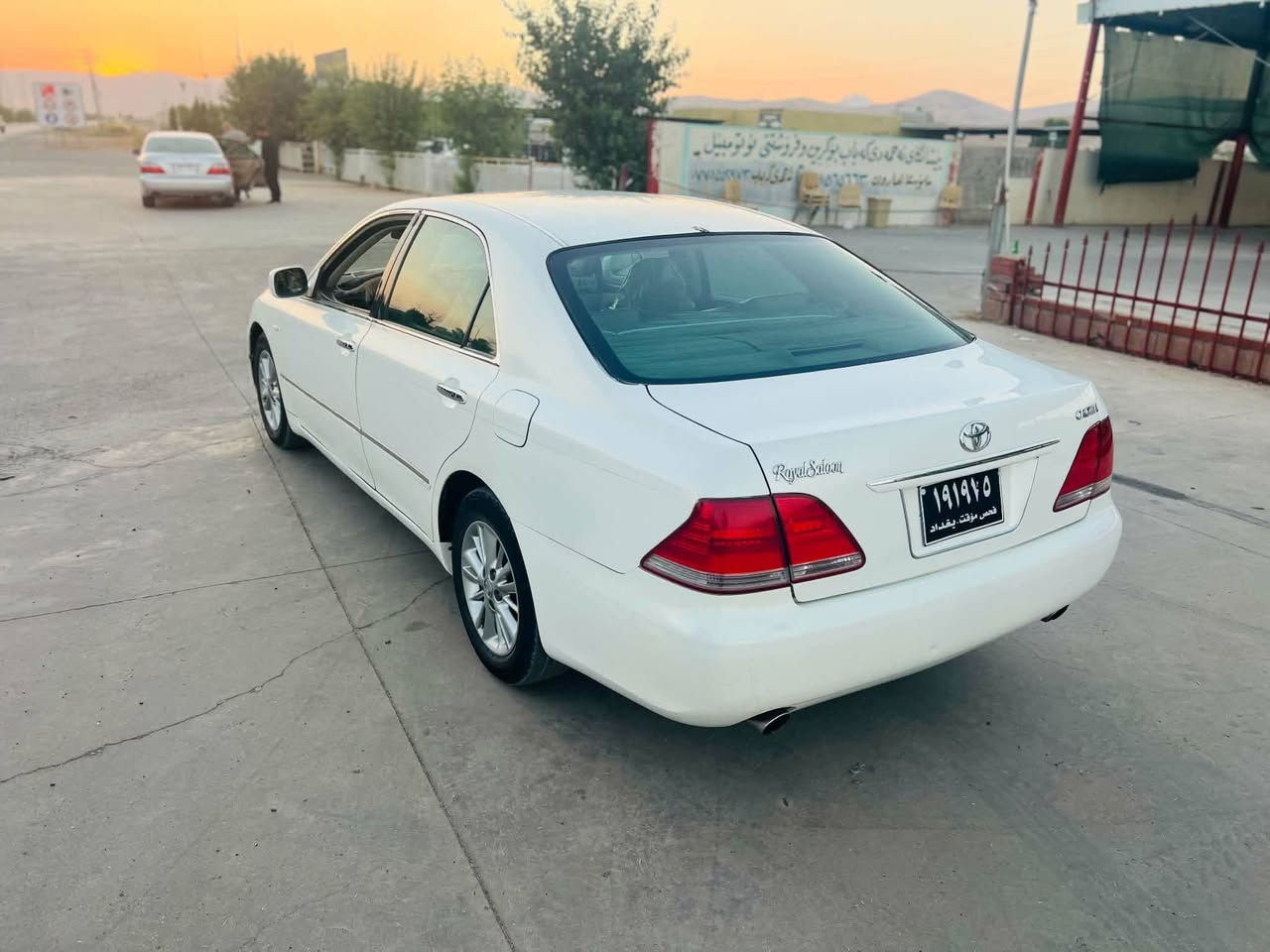 موس 2005گێڕومەکینەگەورە
بێ دوکەڵ بێ مەسرەف بێ چاڵو شوخت
شاشە کامێرا تاقم تایەی لۆکە
تازە ڕۆنی گۆڕراوە
کامل مەسرەف کراوە
61گڵاو مەجالێ برایانە
کۆدی هەیە بەناوی خۆمانەوەیە
***********
***********
