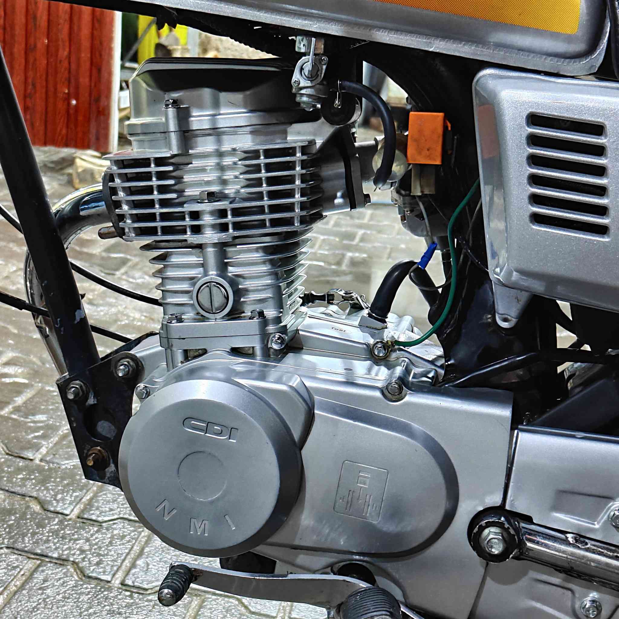 السلام عليكم دراجه اربعه گير شاصي موديل 16  تعمير 25 مكان كوت زين القوس  رقمي  *********** خاص موجود السعر 750 وبيه مجال بسيط
