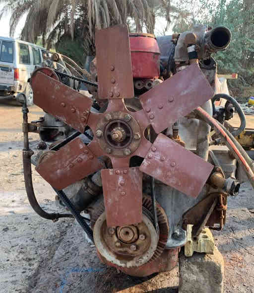 للبيع افيكو حجم ١٣٧ السعر ٨ ورقه وبيها مجال مكان المحموديه الهاتف *********** /***********
