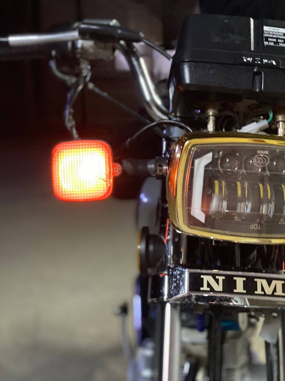 سلام عليكم دراجه للبيع وترهم مراوس ب نامه فقط
الدراجه مفتوحه بستم ولفات
سرعه رزانه خير من الله موديل 2025 
مكاني بياع سعر ٦٠٠ وبيه مجال مو شراي لاتعامل
ماعدك تجي تاخذه وتروح
للعلم بدون وراق


**إذا كنت صاحب هذا الإعلان وتريد حذفه لأي سبب، رجاءا أرسل رسالة إلى الدعم الفني**