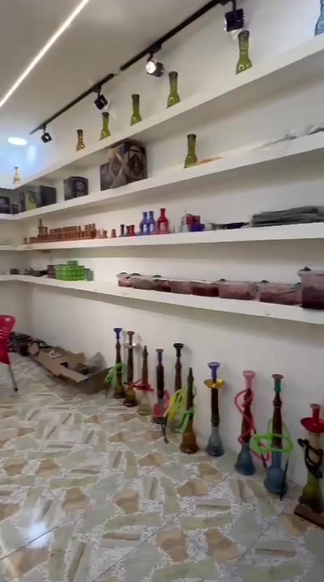 *********** هاذه رقم الولد تواصلو وياه  موقع محل مدائن قرب أمام سلمان المحمدي يم البنايه الحمره سلام عليكم محل البيع  اني مكلفه بلنشر
