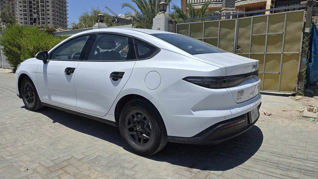 🚘 للبيع: بي واي دي سيل 5 (BYD Seal 5) موديل 2025
مرقمة بغداد، سنوية مستلمة، باسمي (جاهزة للتحويل).
  السيارة بحالة الوكالة (بالنايلون) 
 الملحقات:الشاحنة الأصلية، أرضيات حوضية، وكافة الملحقات.
ملاحظة: توجد خدوش بسيطة بالدعامية وأثر حصوات خفيف جداً بالجاملغ (لا تلاحظ إلا بالتدقيق)
السعر: 19,250,000 دينار (تسعة عشر مليون وربع) وبيه مجال بسيط.
 الموقع:بغداد - البياع - حي الرسالة الثانية - شارع الضغط
 للتواصل:***********
