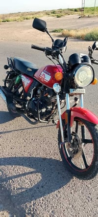دايوان للبيع موديل 2020نضافه زينه السعر 750بي مجال للستفسار 0781175738...
