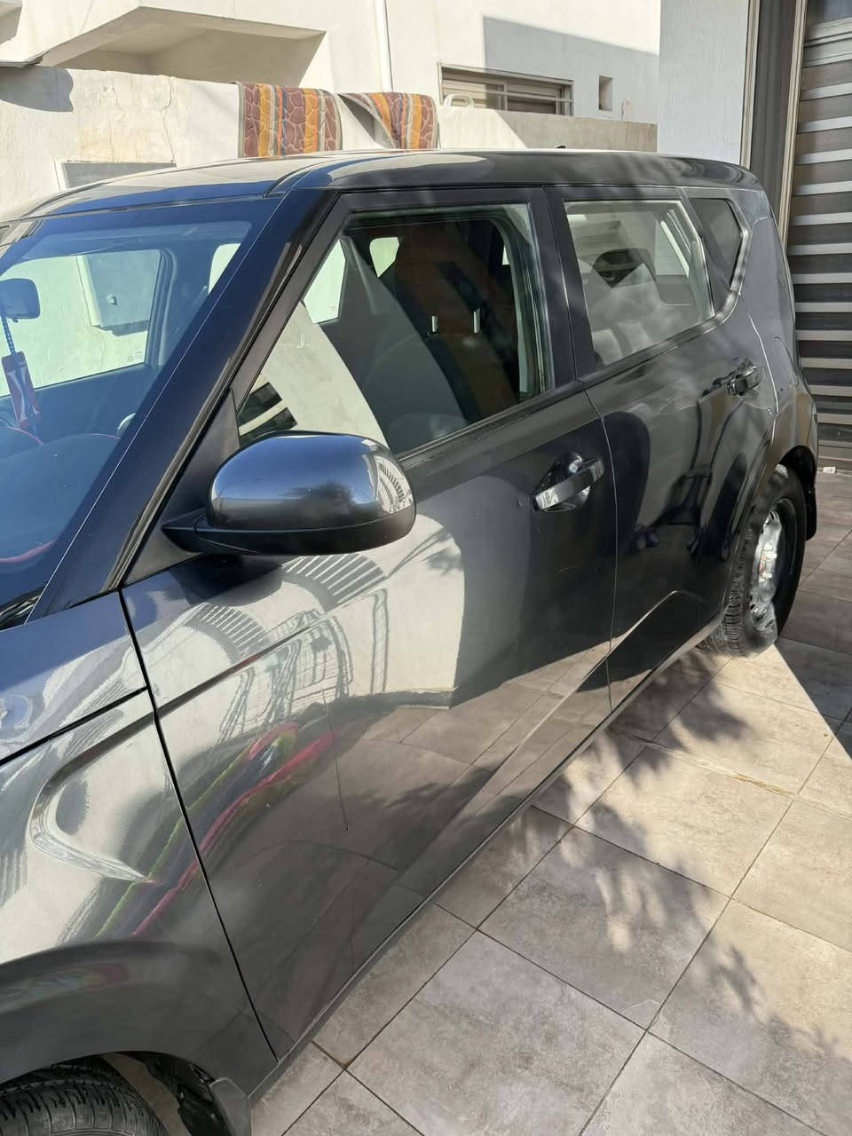 كيا صول موديل ٢٠٢٣ محرك ٢٠٠٠ دوش رادار شاشه كاميرا والمواصفات المعروفه سويج موبصمه ماشيه ٤٦ كم حادثهه جاملغ فقط والبنيد لا مصبوغ ولا بارد الحافه فقط تكحيل
السعر ١٥٠ قفل
مكلف بالنشر رقم صاحبها 
***********
